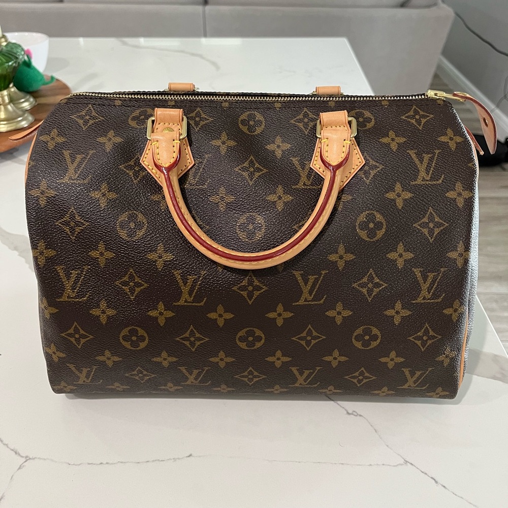 Louis Vuitton Speedy 30